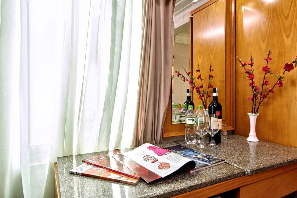Mai Phai Hotel Thành Pho Ho Chí Minh Esterno foto